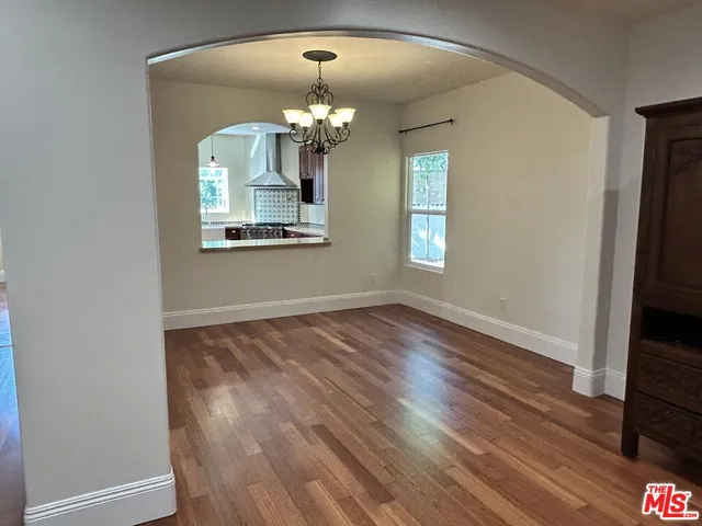 $10,000 | 8302 South Sepulveda Boulevard, Los Angeles, CA 90045