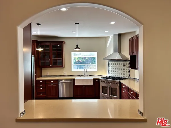 $8,500 | 8302 South Sepulveda Boulevard, Los Angeles, CA 90045