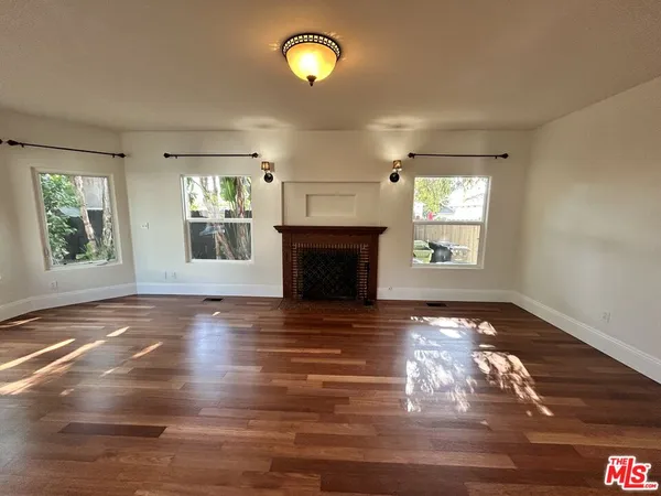 $8,500 | 8302 South Sepulveda Boulevard, Los Angeles, CA 90045