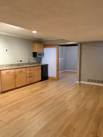 $3,500 | 1280 Waterways Drive, Ann Arbor, MI 48108