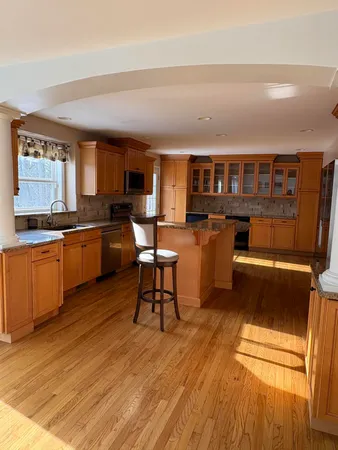 $3,550 | 1280 Waterways Drive, Ann Arbor, MI 48108