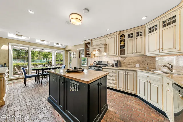 $2,999,999 | 45 Wardell Avenue, Rumson, NJ 07760