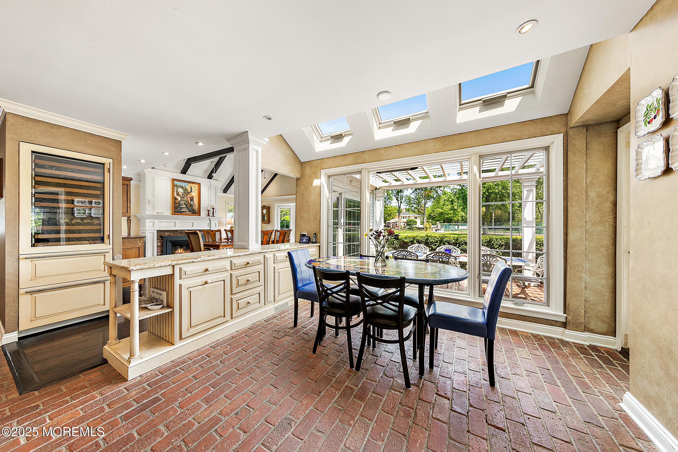 45 Wardell Avenue Rumson, NJ 07760 - Photo 10 of 57 a large kitchen with a table and chairs