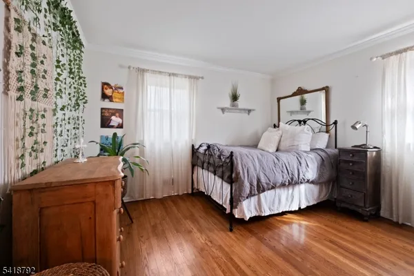 $899,999 | 423 Windmill Way, Somerville, NJ 08876