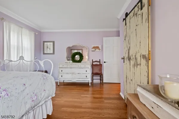 $899,999 | 423 Windmill Way, Somerville, NJ 08876