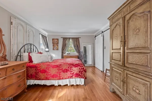 $899,999 | 423 Windmill Way, Somerville, NJ 08876