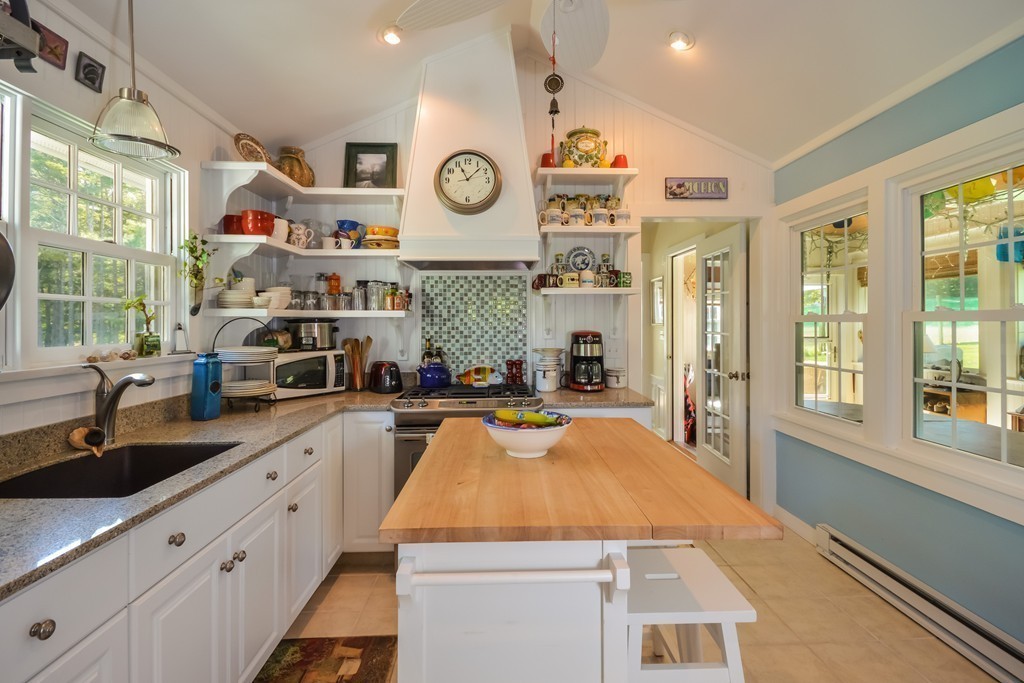 135 Converse Road Marion, MA 02738 - Photo 20 of 30