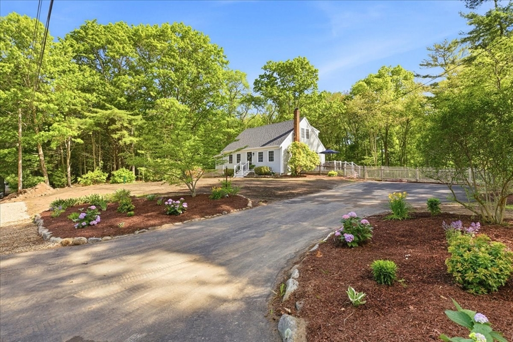16 Churchill Road Plympton, MA 02367 - Photo 39 of 42 a view of a street with houses