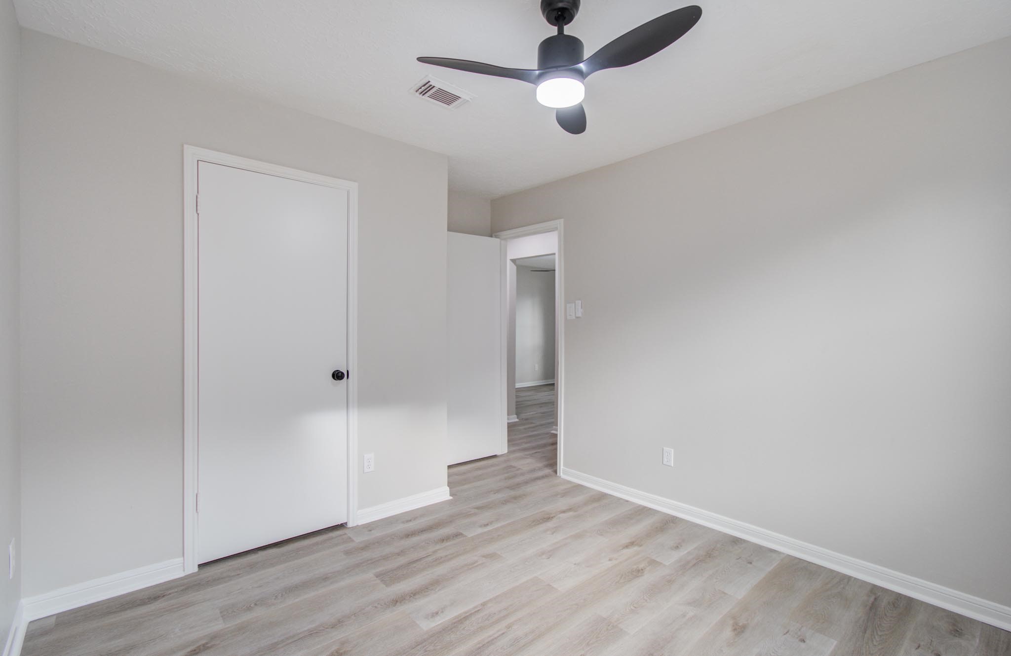 2110 Westminister Road Pearland, TX 77581 - Photo 13 of 41