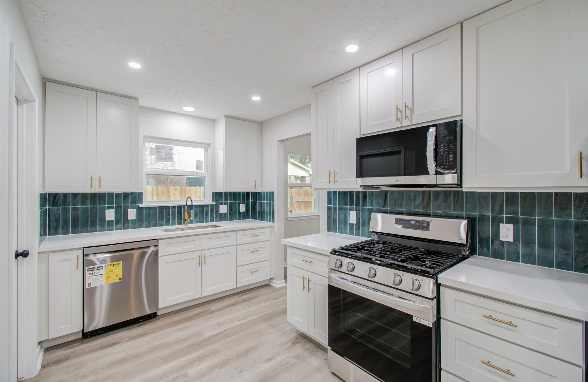 2110 Westminister Road Pearland, TX 77581 - Photo 31 of 41