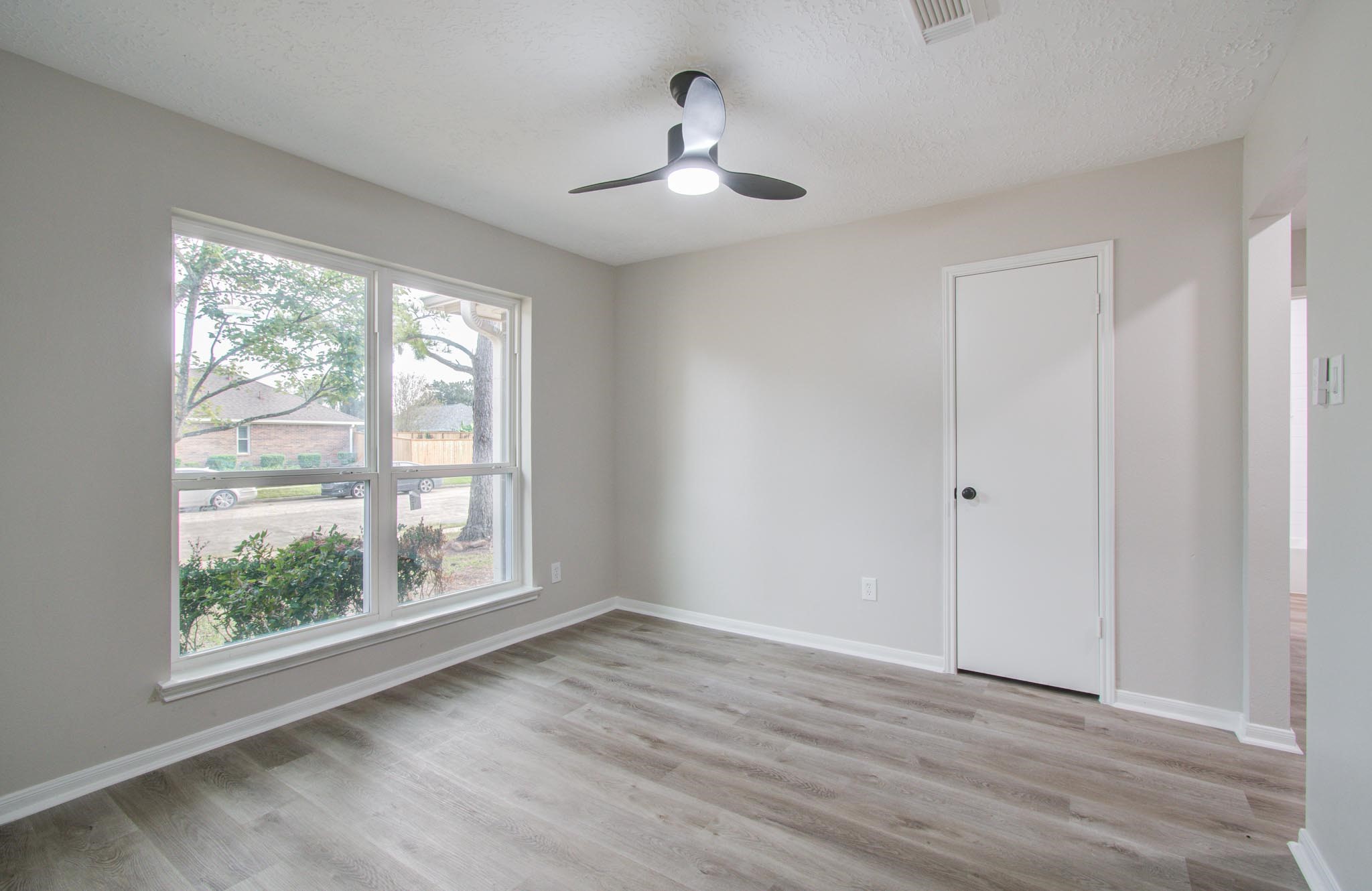 2110 Westminister Road Pearland, TX 77581 - Photo 9 of 41