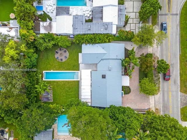 $2,598,000 | 9015 Northeast 10th Avenue, Miami, FL 33138