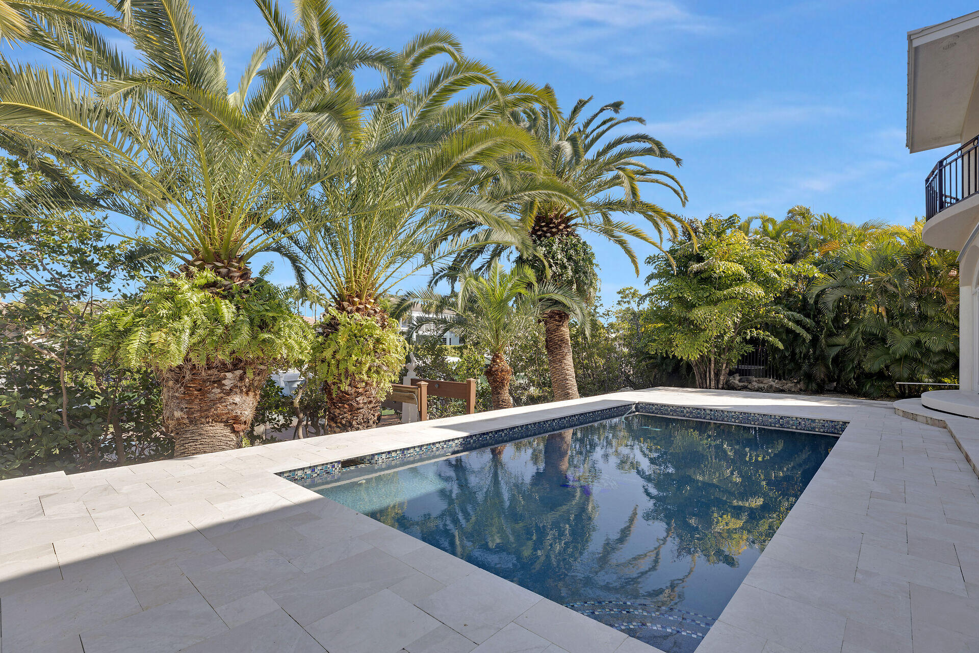 210 14th Street Key Colony Beach, FL 33051 - Photo 19 of 78 12 X 27 Ft Tiled Pool area