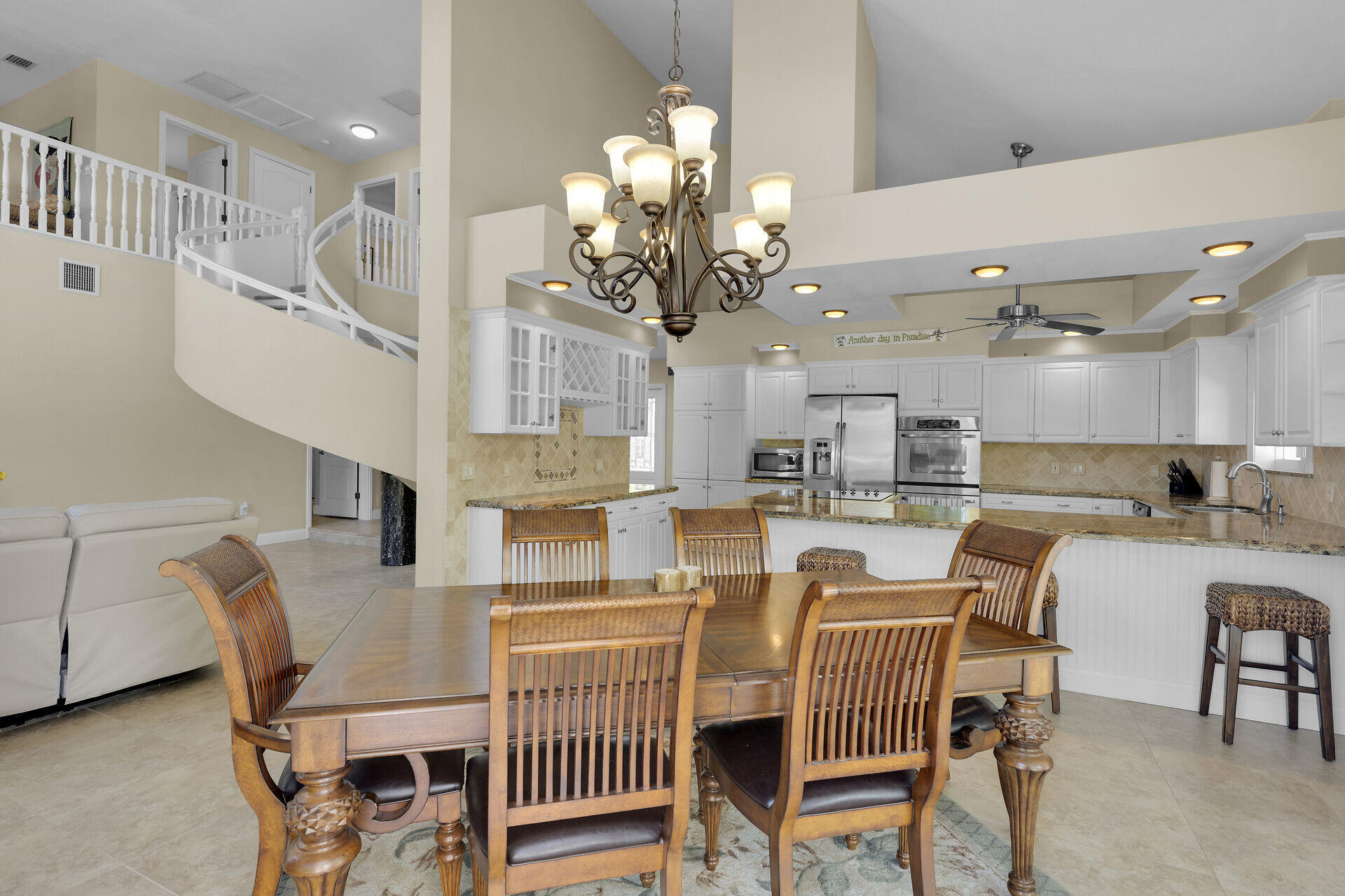 210 14th Street Key Colony Beach, FL 33051 - Photo 33 of 78 Open Dining Area