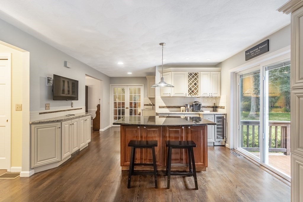 249 Ipswich Road Boxford, MA 01921 - Photo 7 of 38