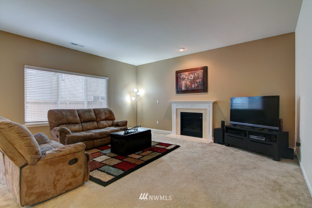 3020 183rd Street Southeast Bothell, WA 98012 - Photo 9 of 22