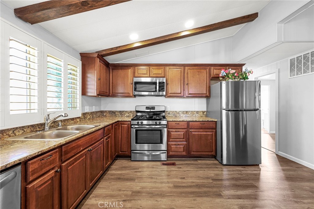 34164 Harrow Hill Road Wildomar, CA 92595 - Photo 9 of 52