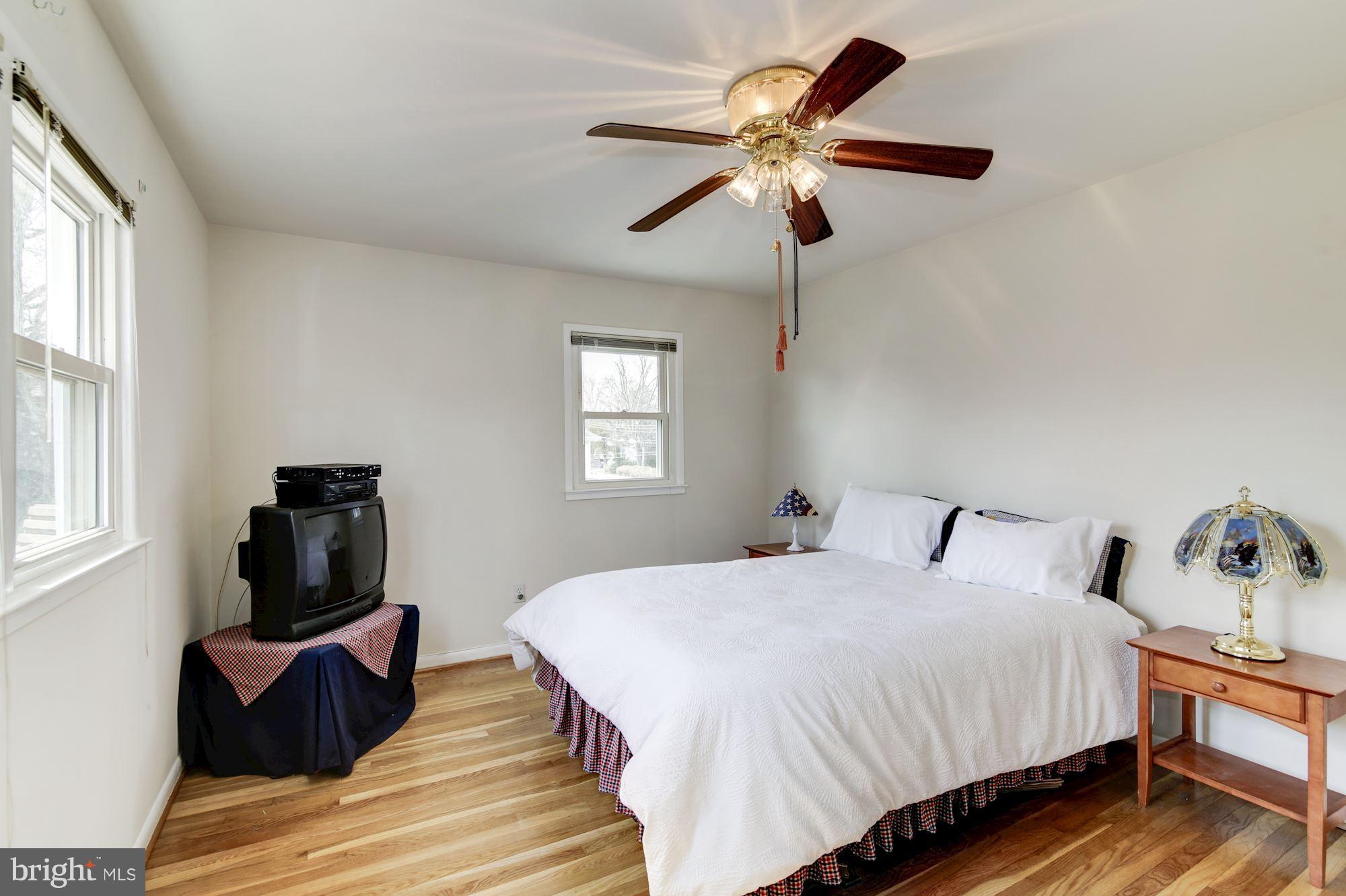 7013 Sea Cliff Road McLean, VA 22101 - Photo 7 of 22 Bedroom (Master)