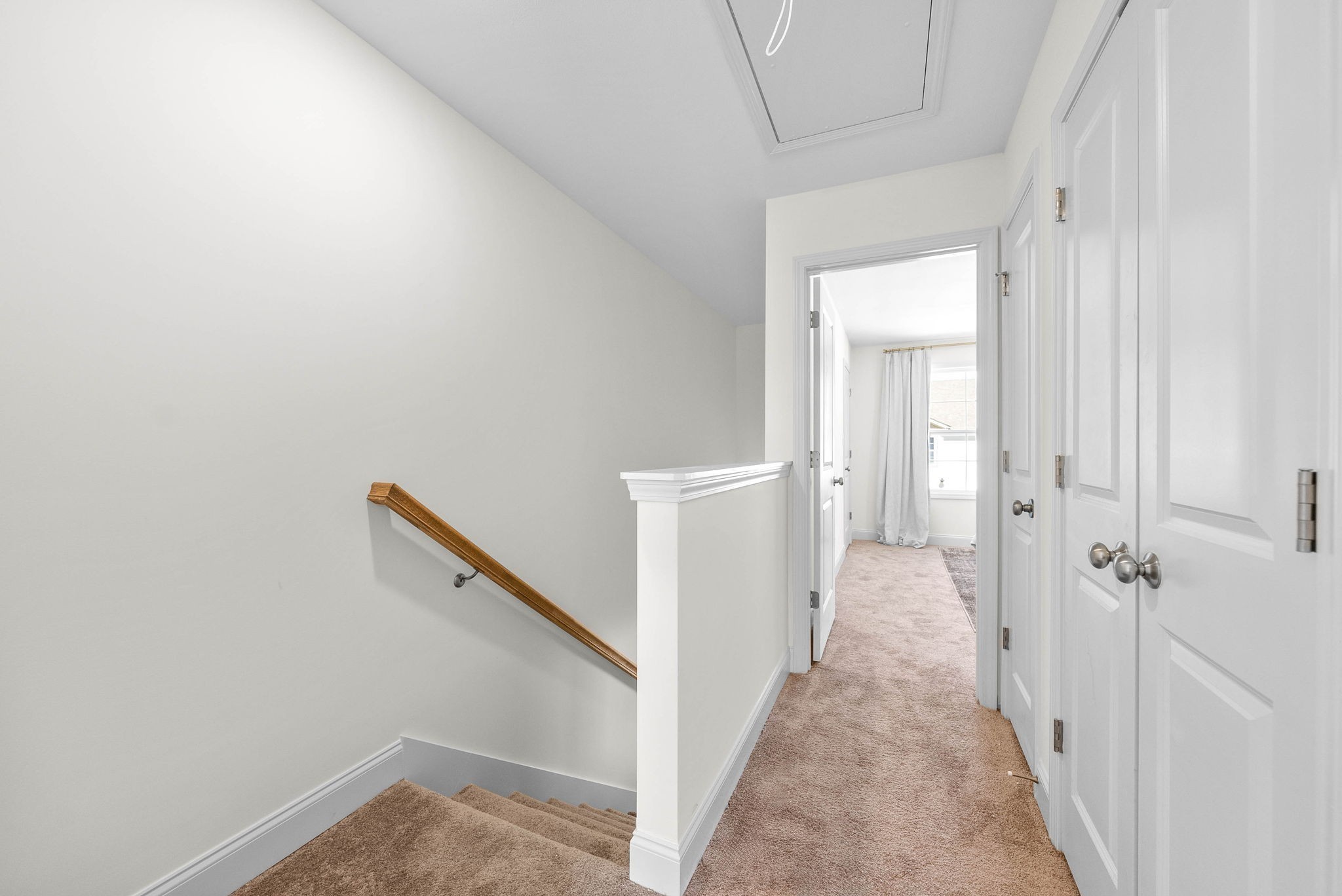 940 Britton Springs Road, Unit 403 Clarksville, TN 37042 - Photo 10 of 15 a view of a hallway with a white walls