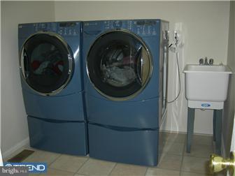271 Rock Run Road Yardley, PA 19067 - Photo 6 of 12 Laundry Room