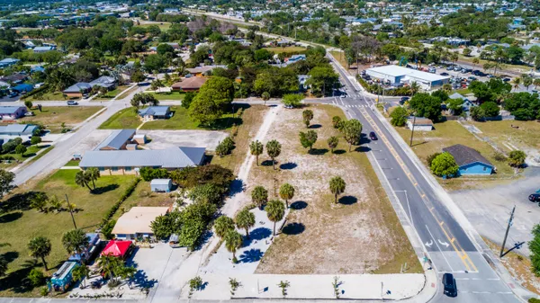 $1,600,000 | 4878 Southeast Commerce Avenue, Stuart, FL 34997