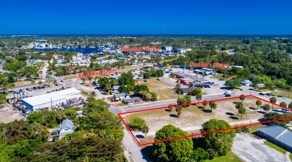 $1,600,000 | 4878 Southeast Commerce Avenue, Stuart, FL 34997