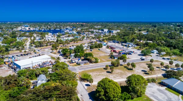 $1,600,000 | 4878 Southeast Commerce Avenue, Stuart, FL 34997