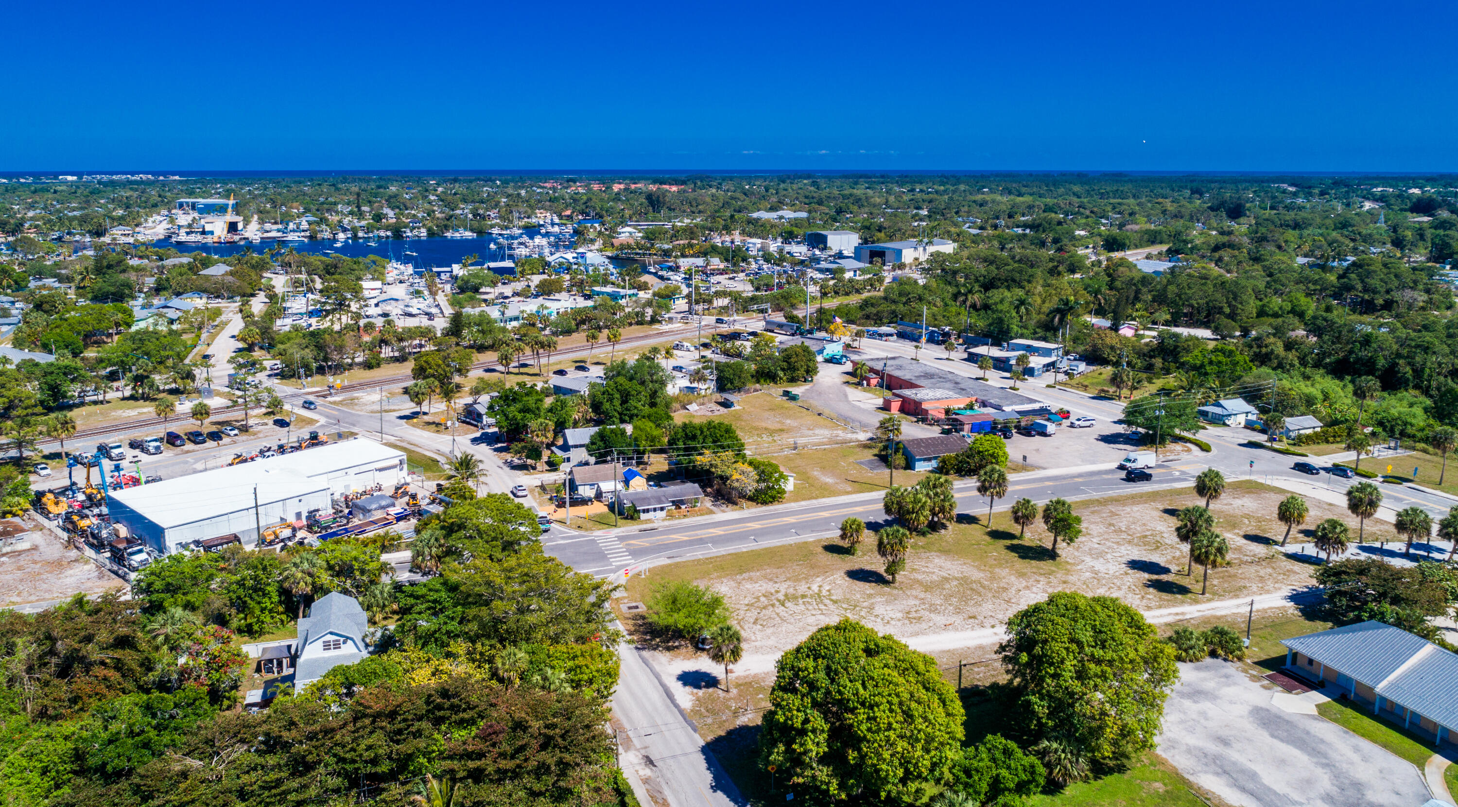 4878 Southeast Commerce Avenue Stuart, FL 34997 - Photo 7 of 13 4878 SE Commerce Ave Stuart FL-print-012