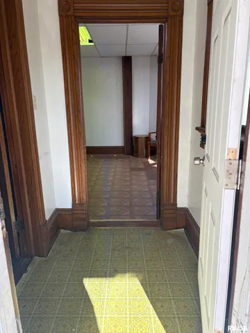 $39,000 | 552 11th Avenue South, Clinton, IA 52732