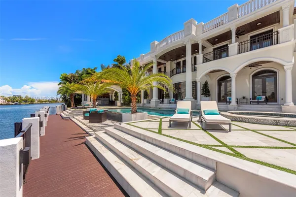 $150,000 | 498 N Parkway, Unit 498, Golden Beach, FL 33160
