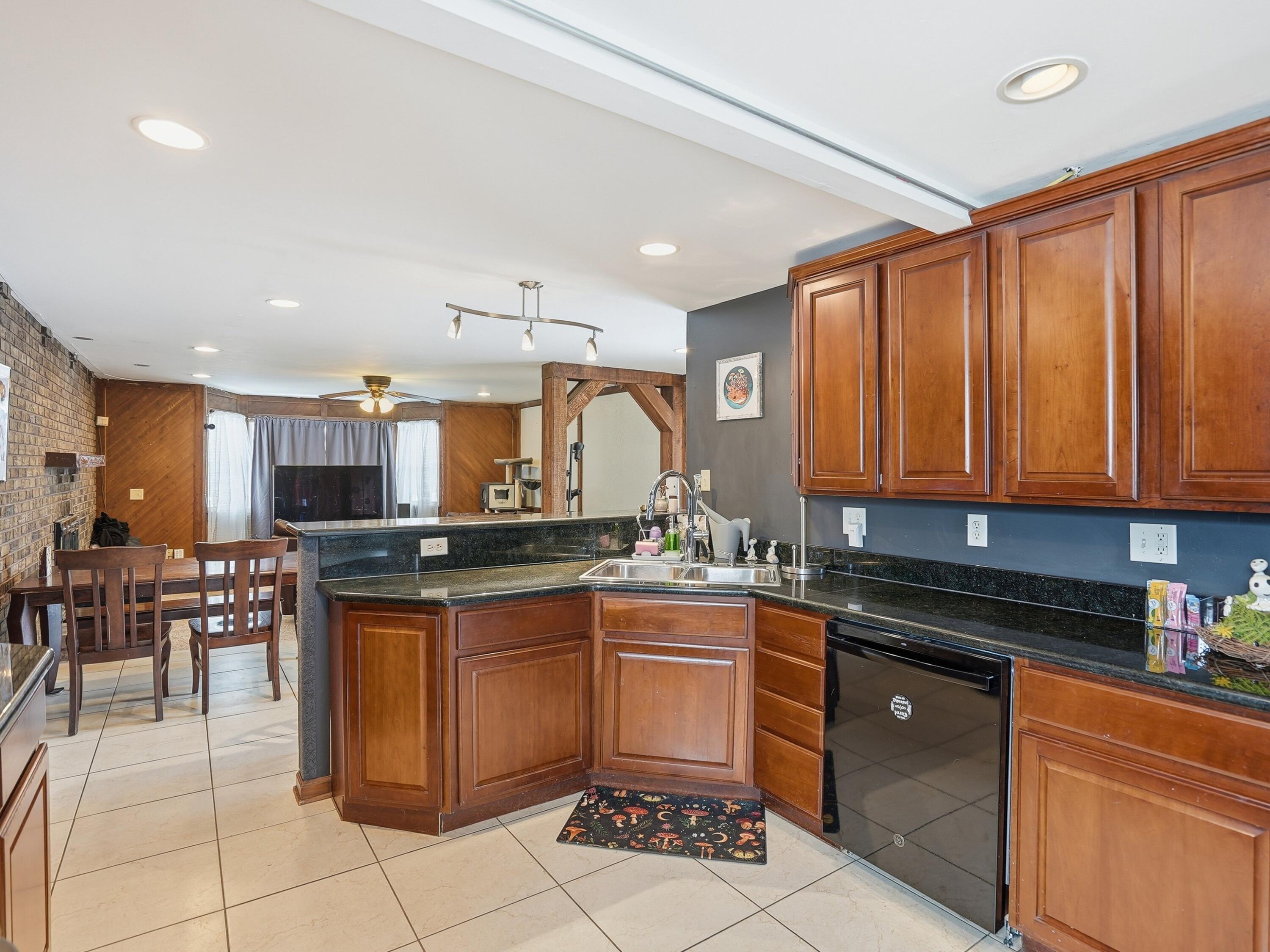 12126 Centralia Redford, MI 48239 - Photo 14 of 31 DSC03044