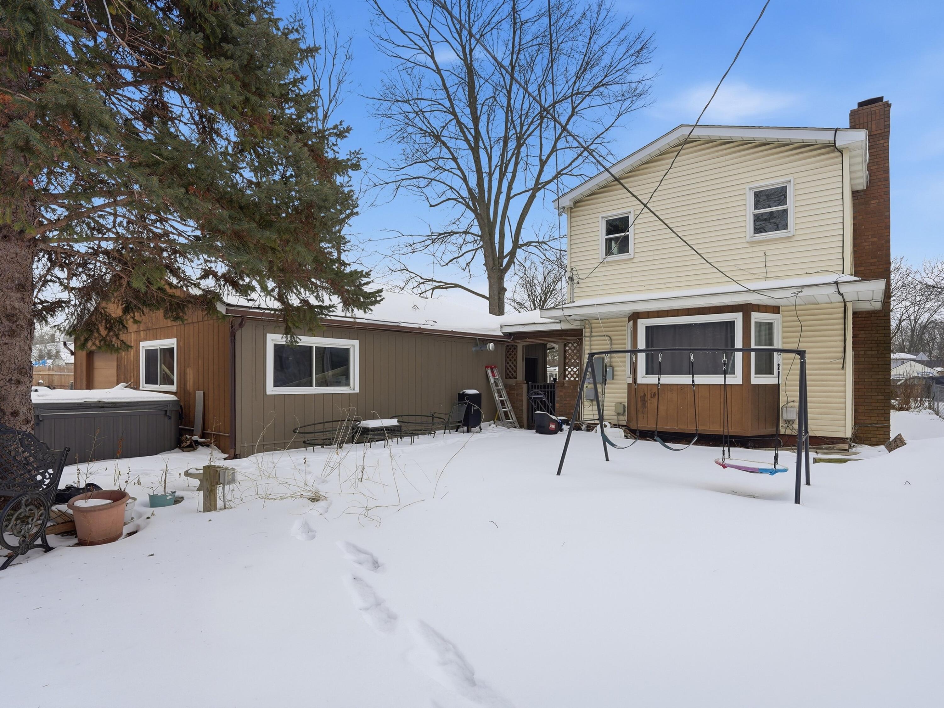 12126 Centralia Redford, MI 48239 - Photo 26 of 31 DSC03154