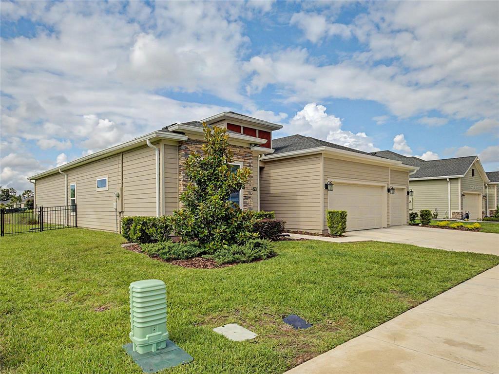 7672 Southwest 74th Loop Ocala, FL 34474 - Photo 2 of 37