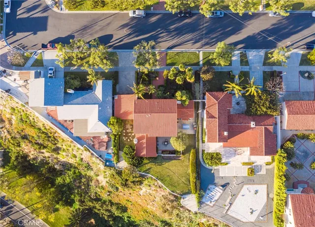 an aerial view of multiple house