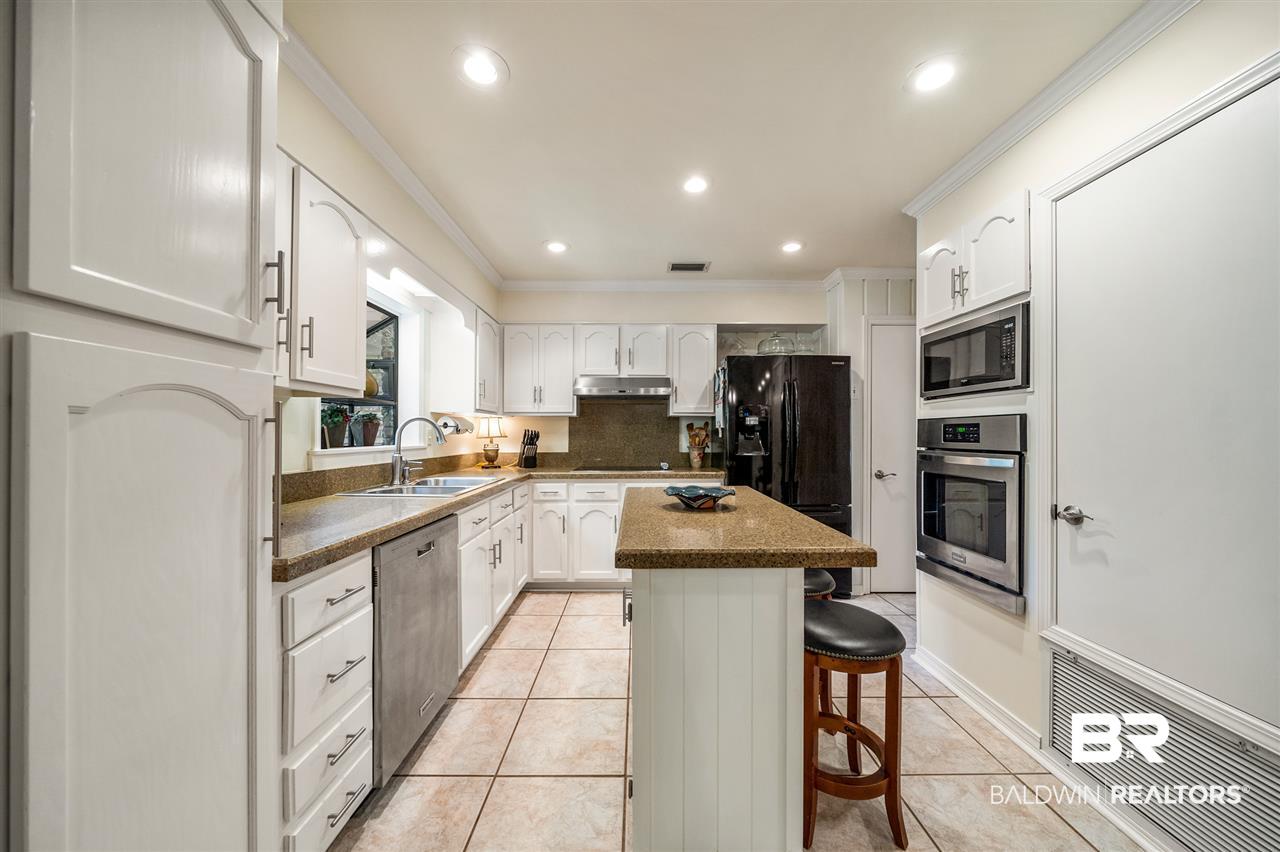 4120 Burma Road Mobile, AL 36693 - Photo 9 of 42