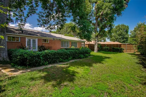 $474,900 | 522 Mayrant Drive, Dallas, TX 75224