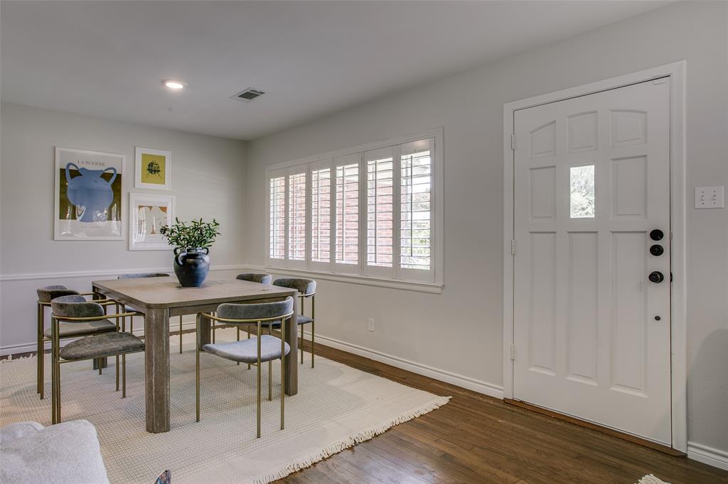 522 Mayrant Drive Dallas, TX 75224 - Photo 4 of 40