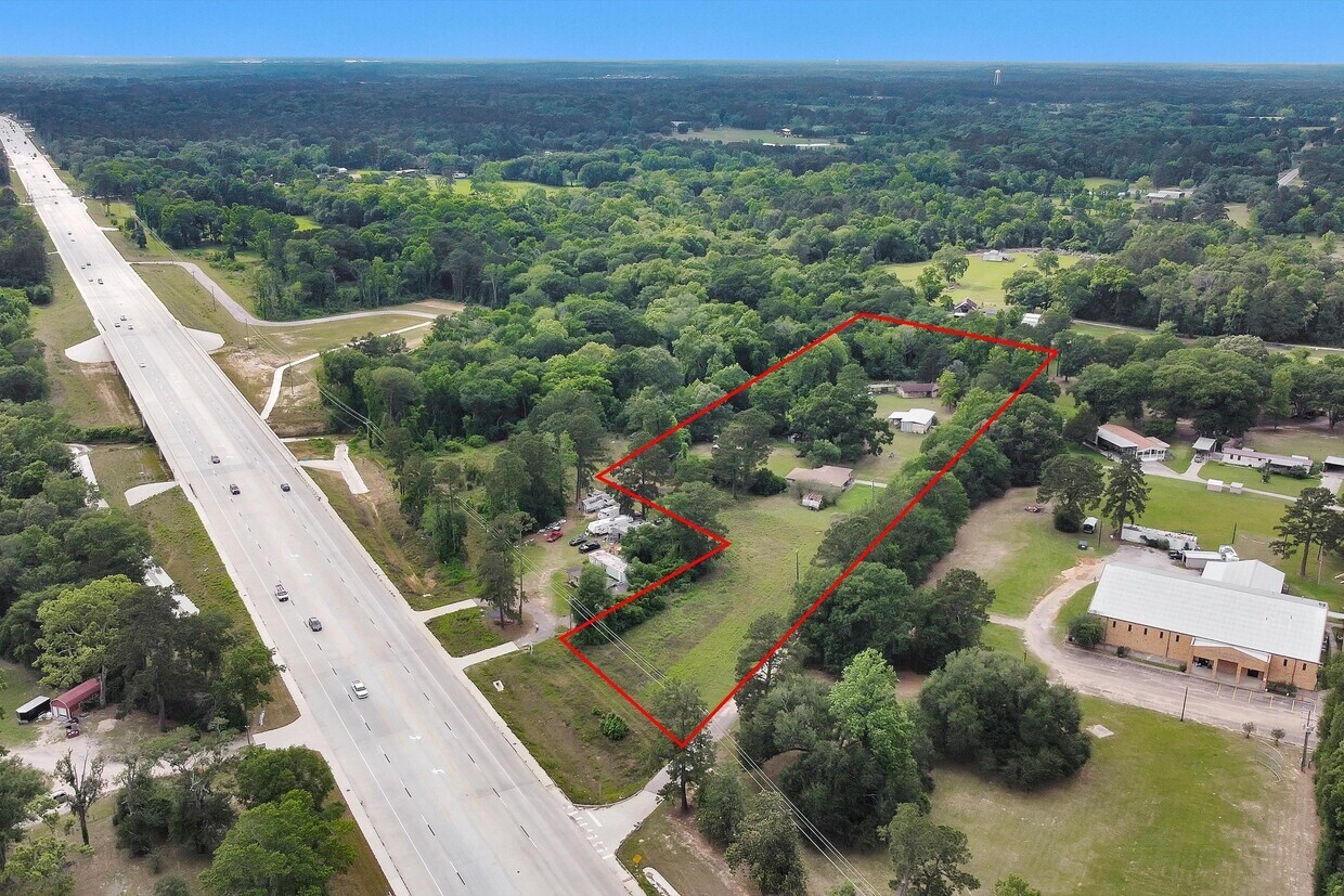 15635 Hwy 105 Road Conroe, TX 77306 - Photo 5 of 22