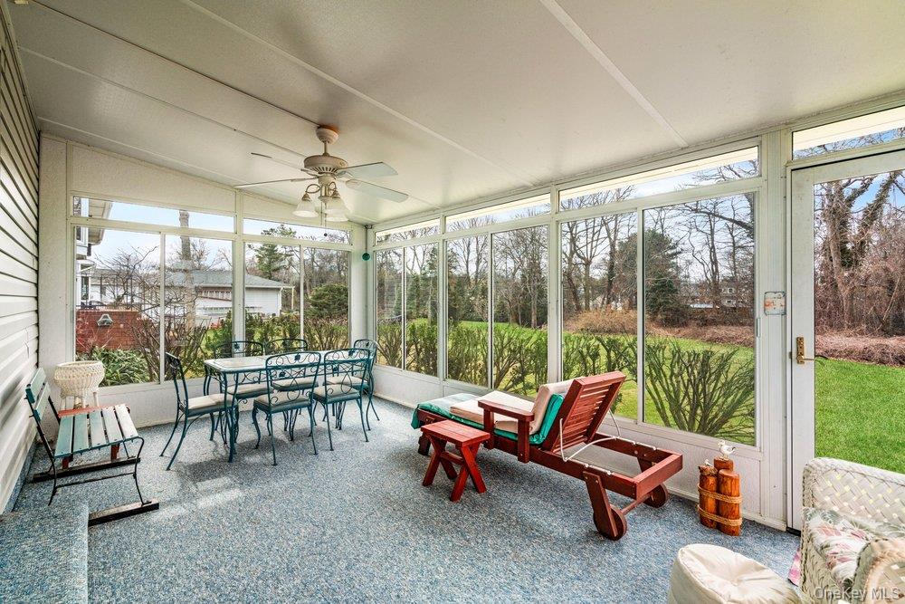 848 Hampshire Road Bay Shore, NY 11706 - Photo 15 of 30