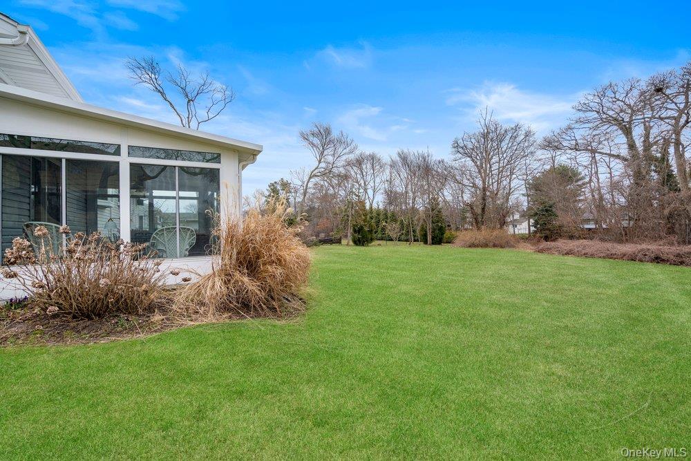848 Hampshire Road Bay Shore, NY 11706 - Photo 30 of 30