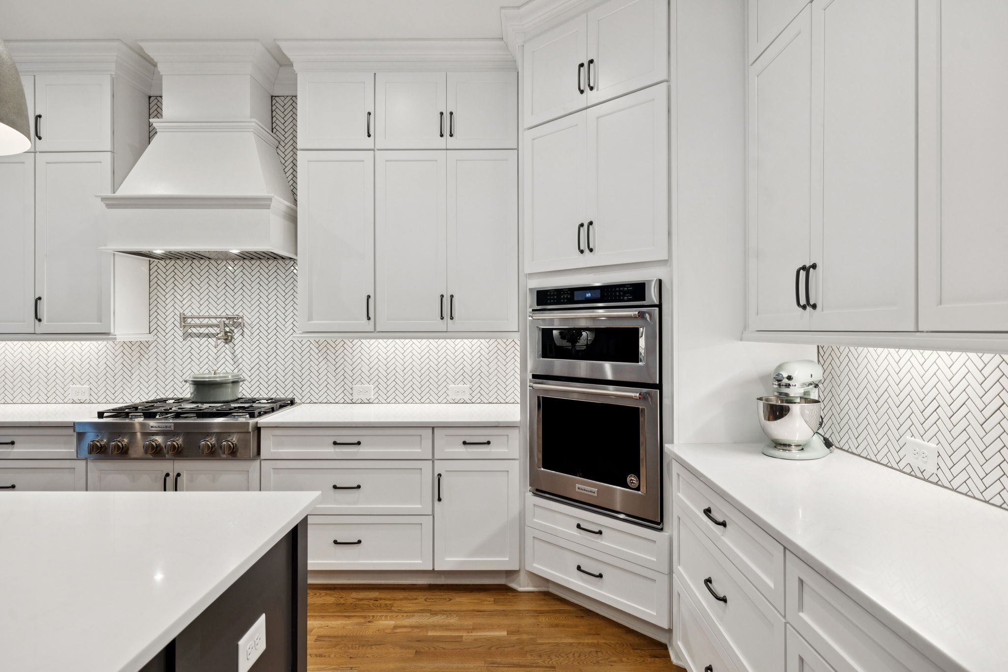 3091 Conar Street Franklin, TN 37064 - Photo 21 of 79 a kitchen with white cabinets and appliances