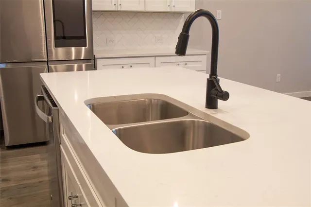 a close view of sink and tap
