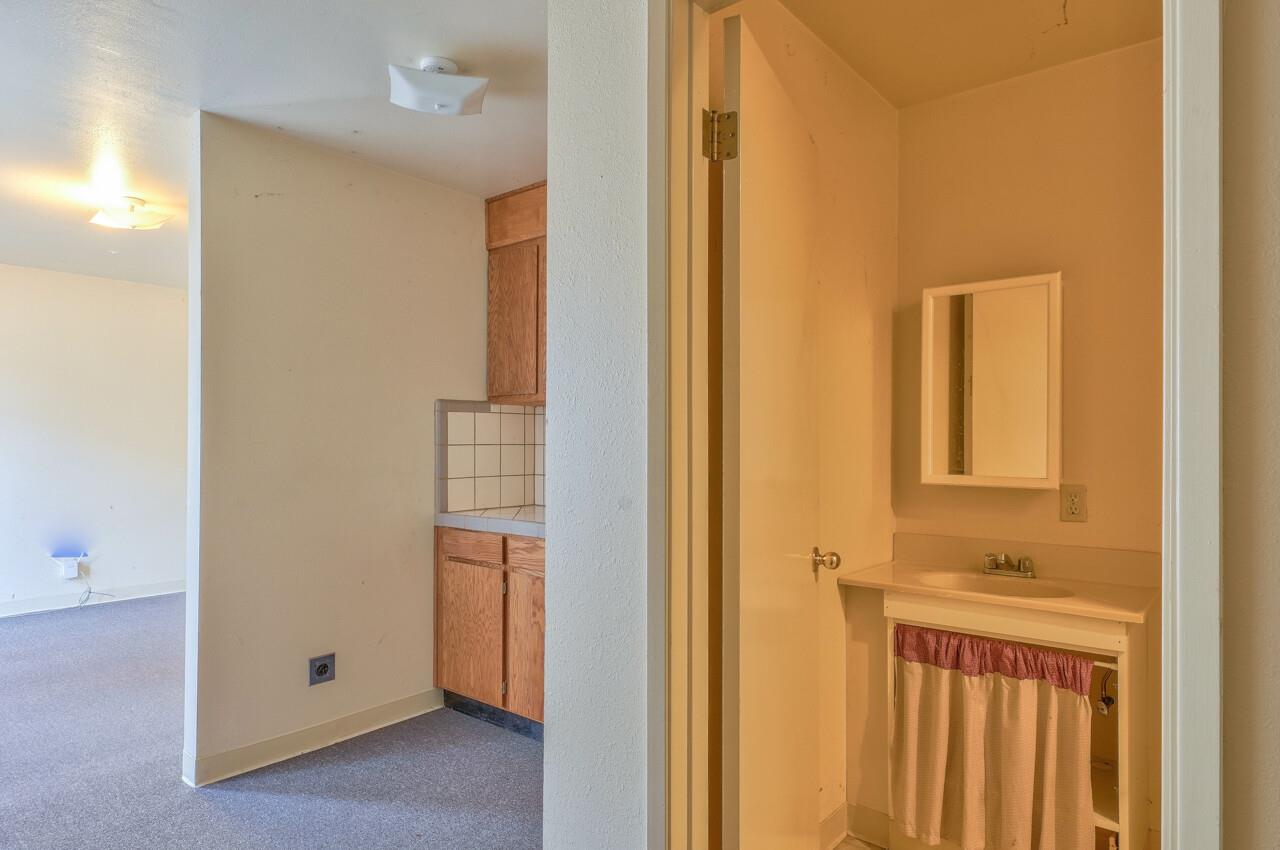 9321 King Road Salinas, CA 93907 - Photo 34 of 39 Gallery Image 34