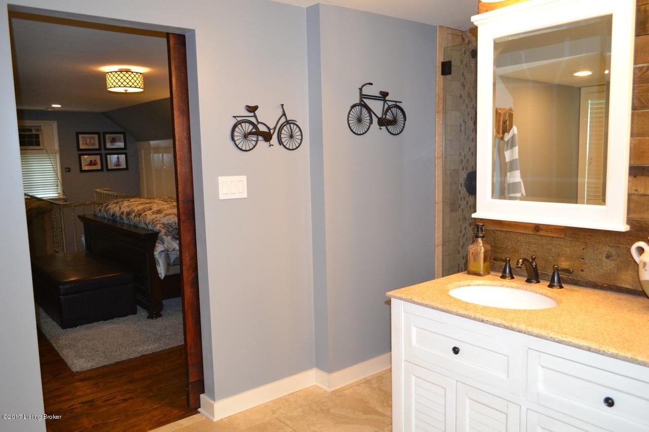 204 Ring Road Louisville, KY 40207 - Photo 28 of 50 aring15