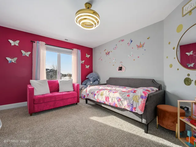 $1,000,000 | 7844 Northwoods Court, Frankfort, IL 60423