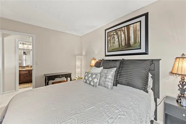 $200,000 | 721 East 121st Street, Kansas City, MO 64146