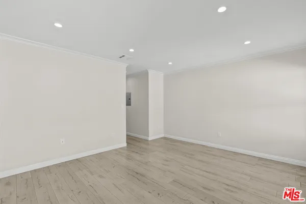 $3,795 | 6717 Cedros Avenue, Van Nuys, CA 91405