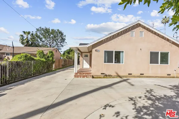 $3,795 | 6717 Cedros Avenue, Van Nuys, CA 91405