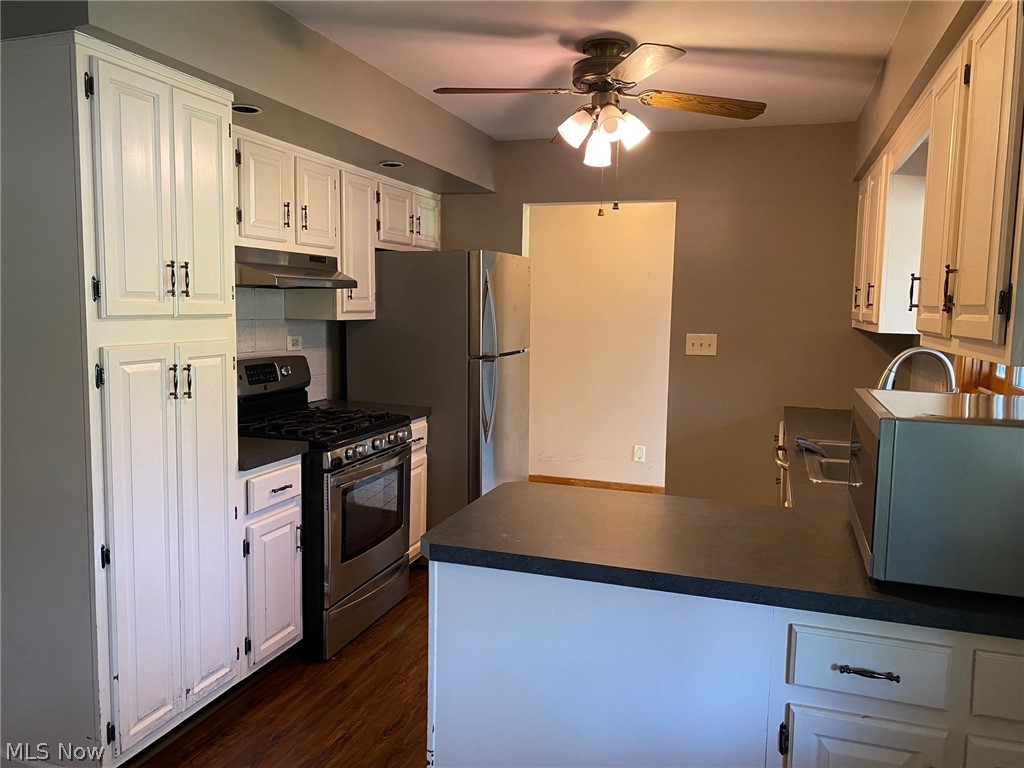 1115 Oak Tree Road Akron, OH 44320 - Photo 2 of 28 Gallery Image 2