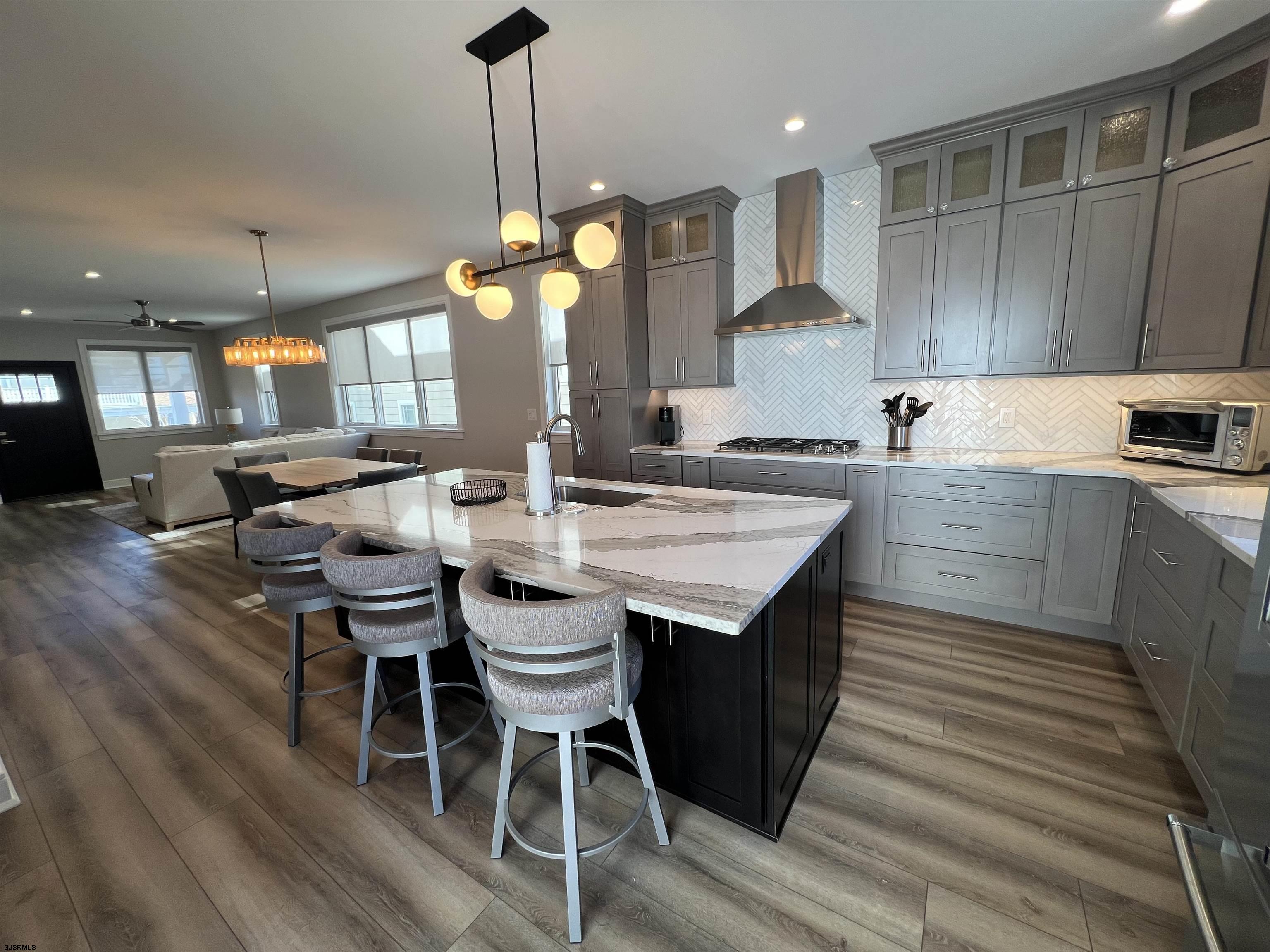 22 Fredericksbug Avenue, Unit FIRST WEEK OF AUGUST Ventnor City, NJ 08406 - Photo 10 of 37